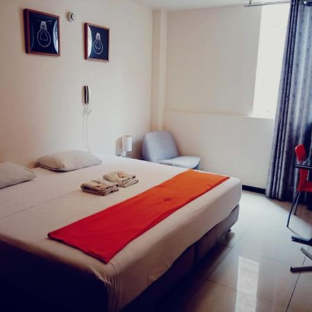 Ivankaa Hostel Trujillo Luaran gambar